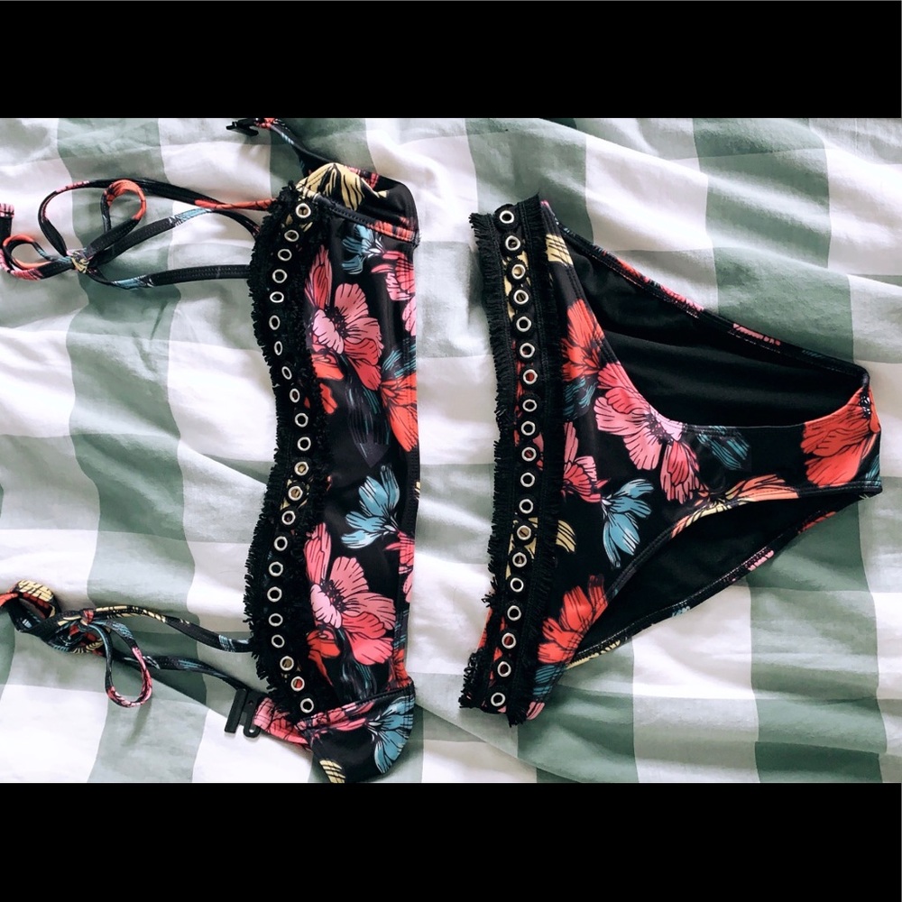 Floral bikini